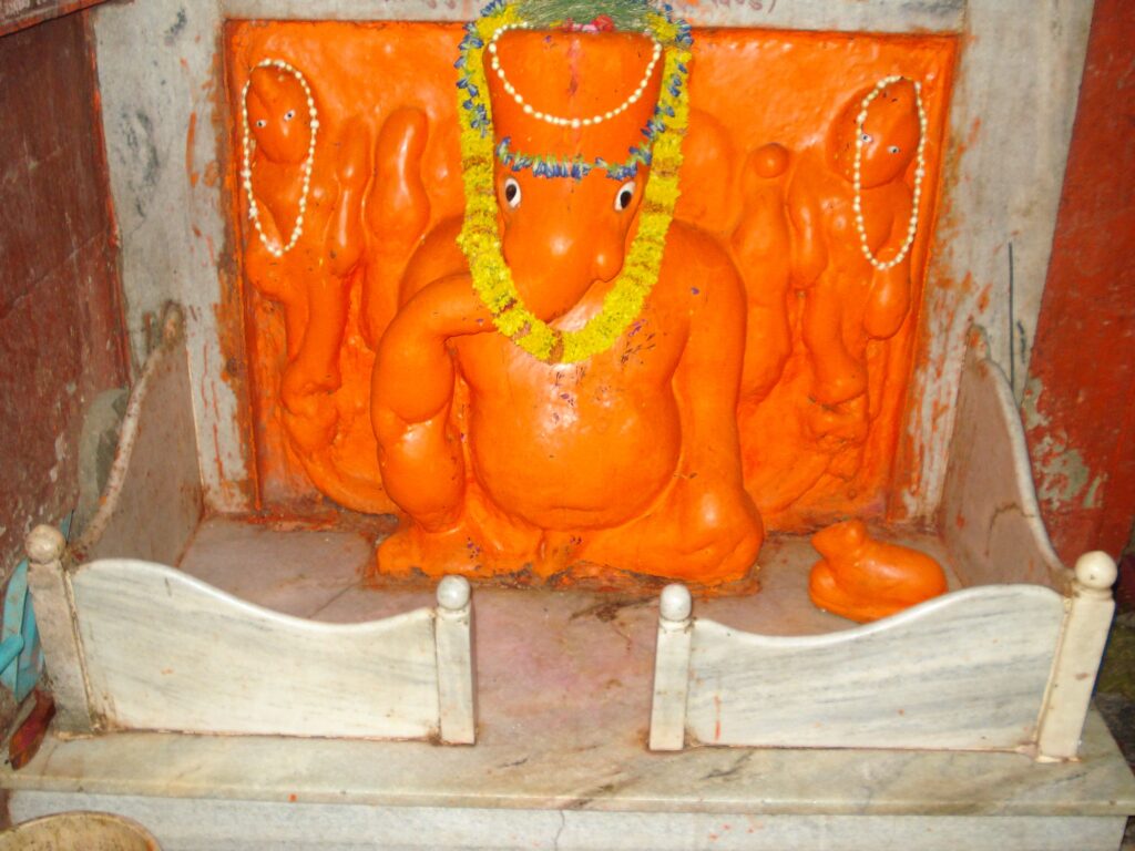 Gaja Karna Vinayak (Aadi Vishweshwar) - Copy